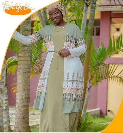 ensemble-2-piÈces-robe-longue-+-cape