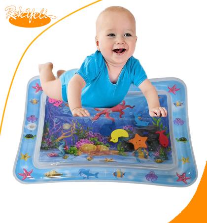 jeu-tapis-d'eau-pour-bébé