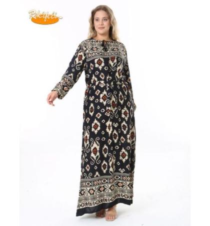 mode-robe-longue-bohème-noire-à-motifs-tribaux